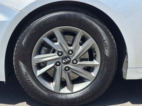 Used 2019 Kia Optima LX FWD image 24