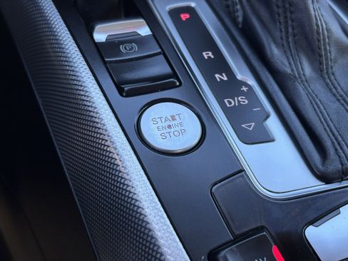 Used 2016 Audi A4 2.0T Premium image 22