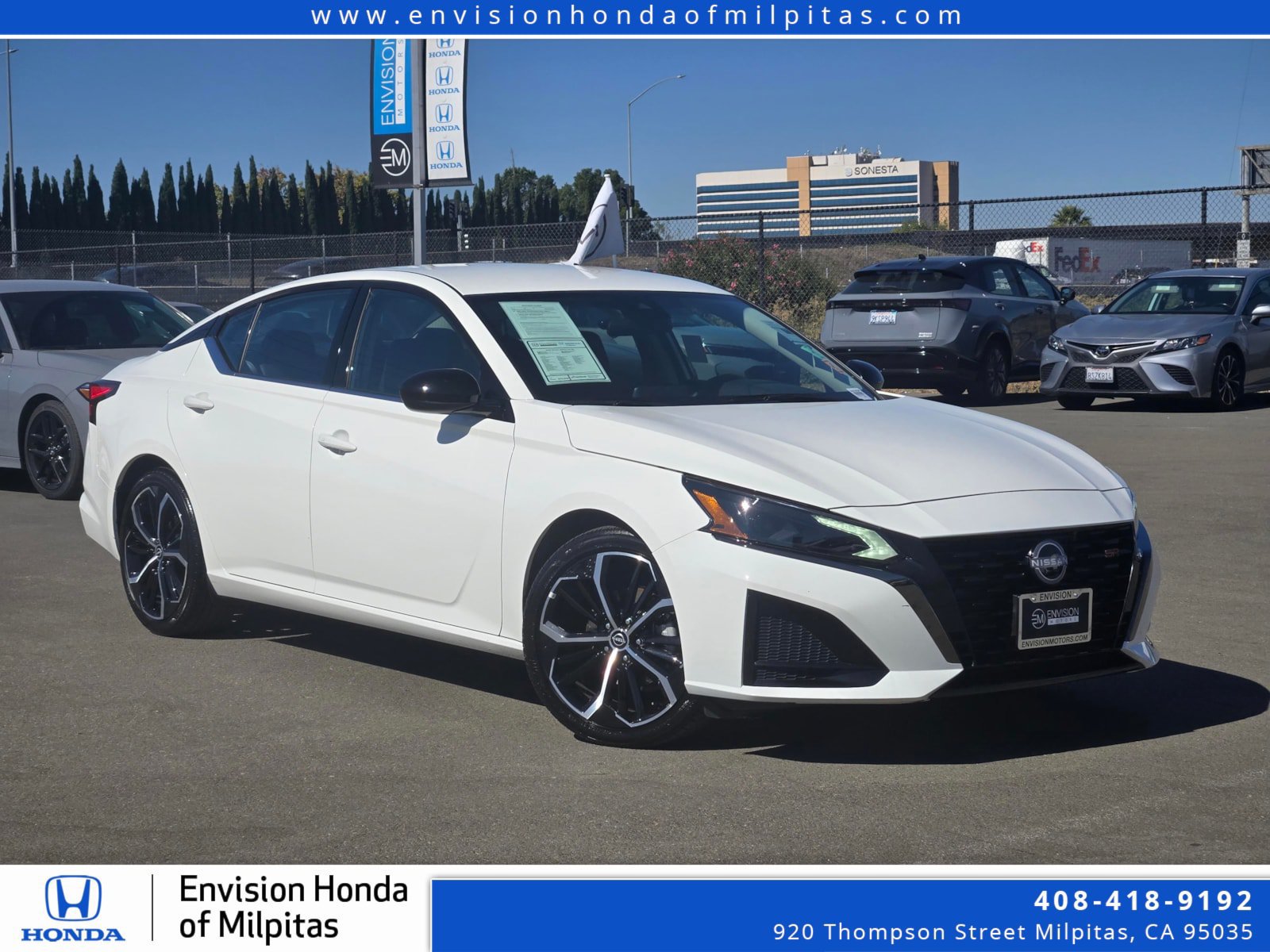 Used 2025 Nissan Altima 2.5 SR FWD image 1