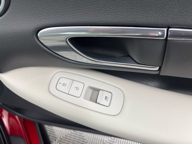 Used 2023 Hyundai Sonata SEL w/ Convenience Package FWD image 23