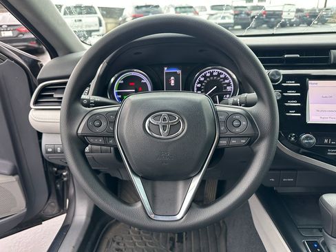 Certified 2020 Toyota Camry LE image 19