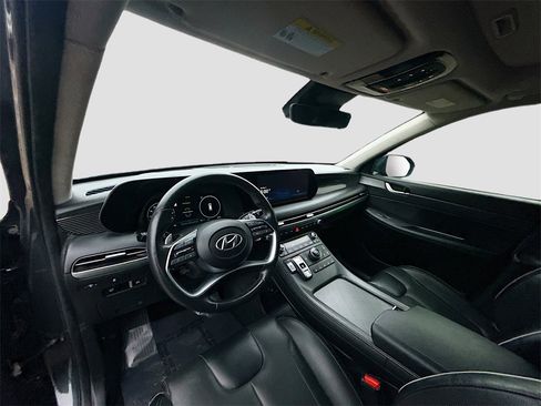 Used 2024 Hyundai Palisade Limited image 9