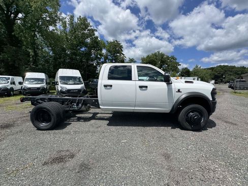 New 2026 RAM 5500 Tradesman AWD/4WD image 5