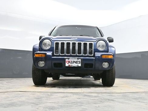 Used 2004 Jeep Liberty Limited w/ Trailer Tow Group image 38