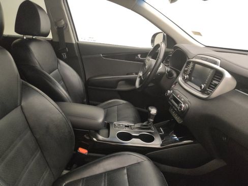 Used 2019 Kia Sorento EX w/ EX Touring Package AWD/4WD image 21