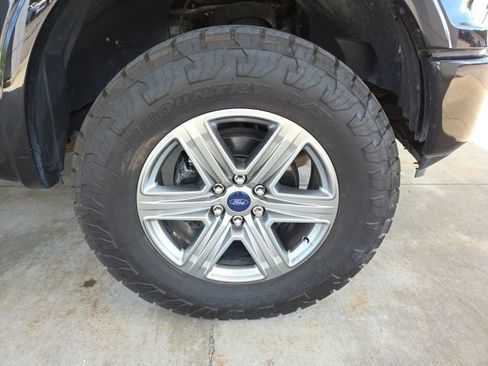 Used 2019 Ford F150 Lariat w/ Equipment Group 502A Luxury AWD/4WD image 81