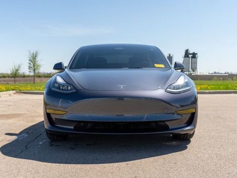 Used 2022 Tesla Model 3 Long Range AWD/4WD image 2