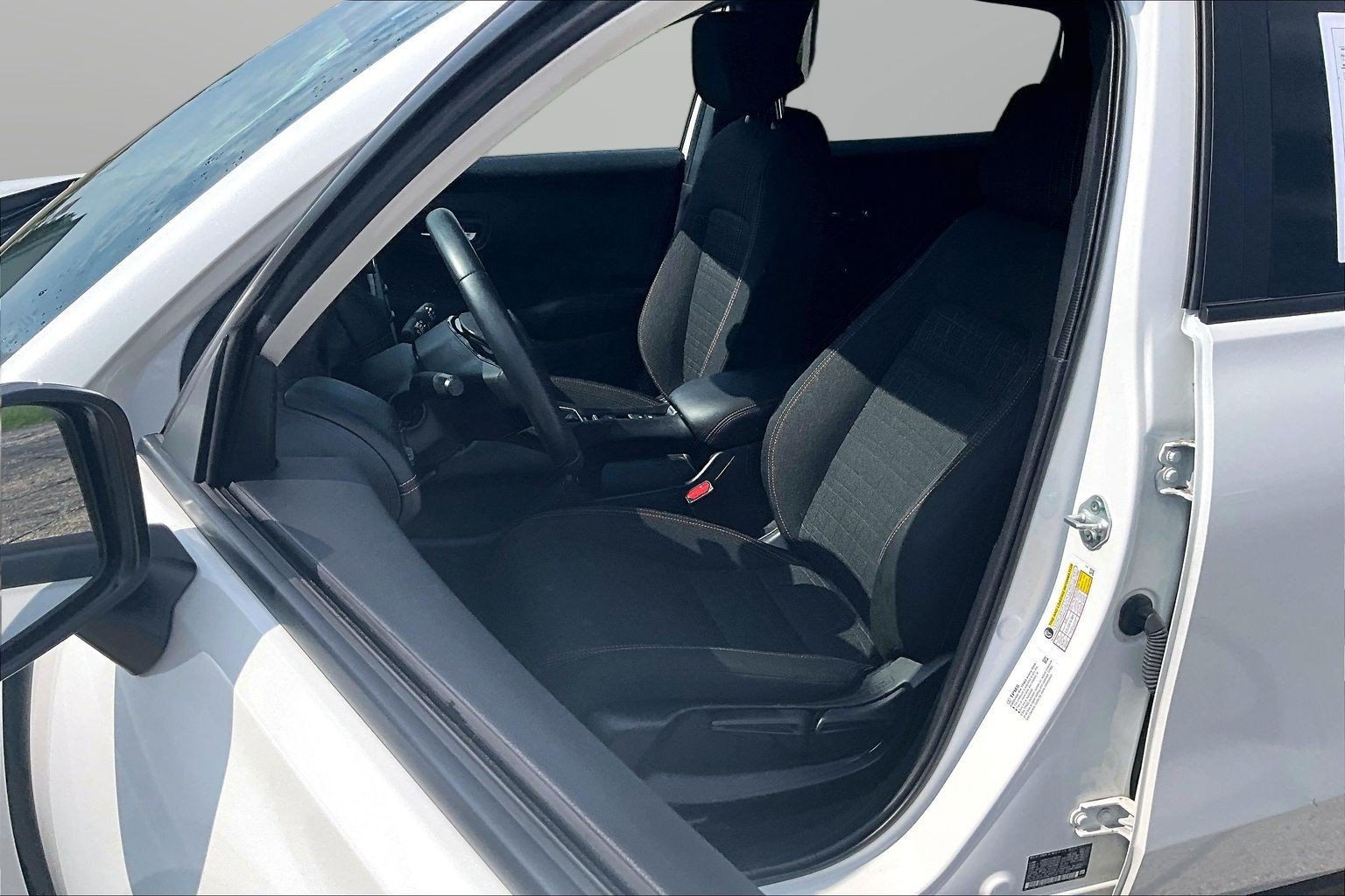 Used 2024 Honda HR-V Sport image 16
