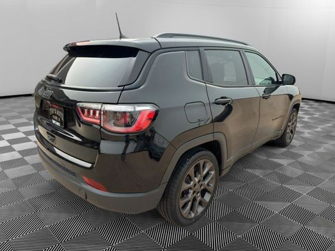 Used 2021 Jeep Compass Latitude image 3