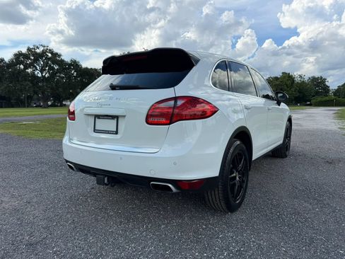 Used 2014 Porsche Cayenne AWD/4WD image 5