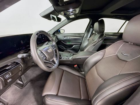 Used 2025 Cadillac CT5 V w/ Technology Package AWD/4WD image 24