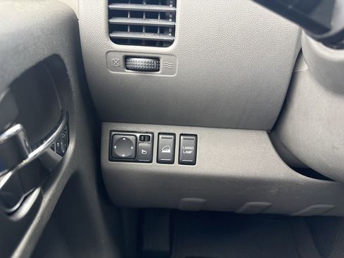 Used 2019 Nissan Frontier SV image 34