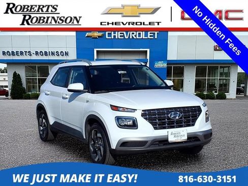 Used 2025 Hyundai Venue SEL FWD image 1