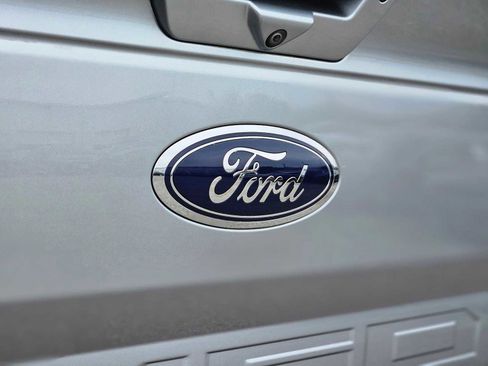 Used 2020 Ford F150 Lariat image 12