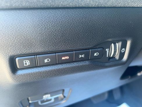 Used 2026 Jeep Cherokee Laredo AWD/4WD image 27