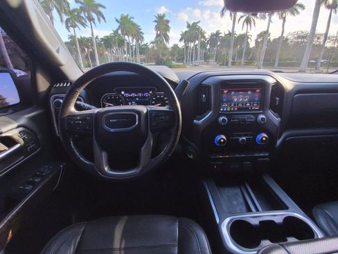 Used 2019 GMC Sierra 1500 Denali w/ Denali Ultimate Package image 7