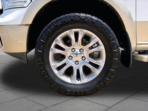 Used 2015 RAM 1500 Laramie Longhorn w/ Convenience Group AWD/4WD image 11