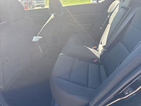 Used 2025 Nissan Altima 2.5 SV FWD image 9