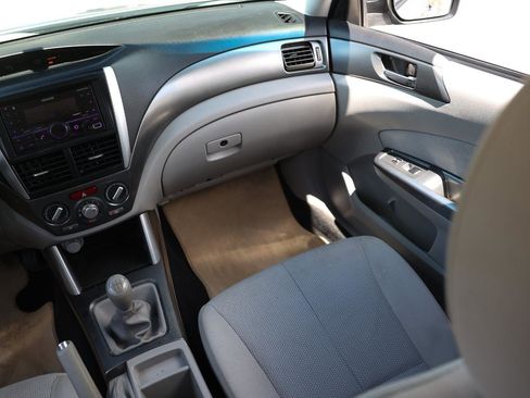 Used 2011 Subaru Forester 2.5X Premium image 21