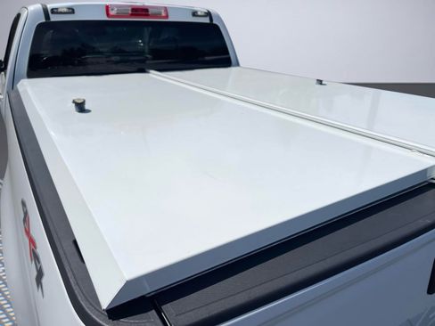 Used 2022 Chevrolet Colorado LT w/ Fleet Safety Package AWD/4WD image 8