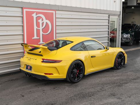 Used 2018 Porsche 911 GT3 w/ Sport Chrono Package image 43