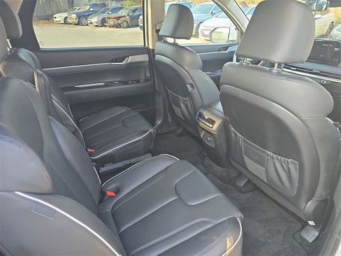Certified 2023 Hyundai Palisade SEL w/ Cargo Package image 11