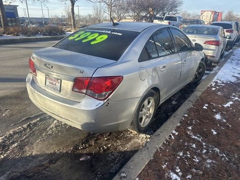 Used 2014 Chevrolet Cruze LT image 4