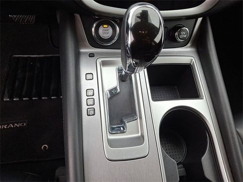 Used 2023 Nissan Murano SV image 14