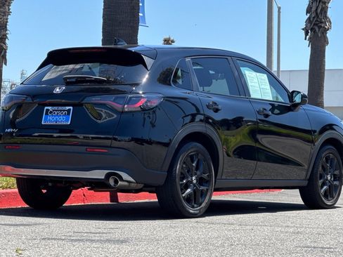 Certified 2025 Honda HR-V Sport image 9