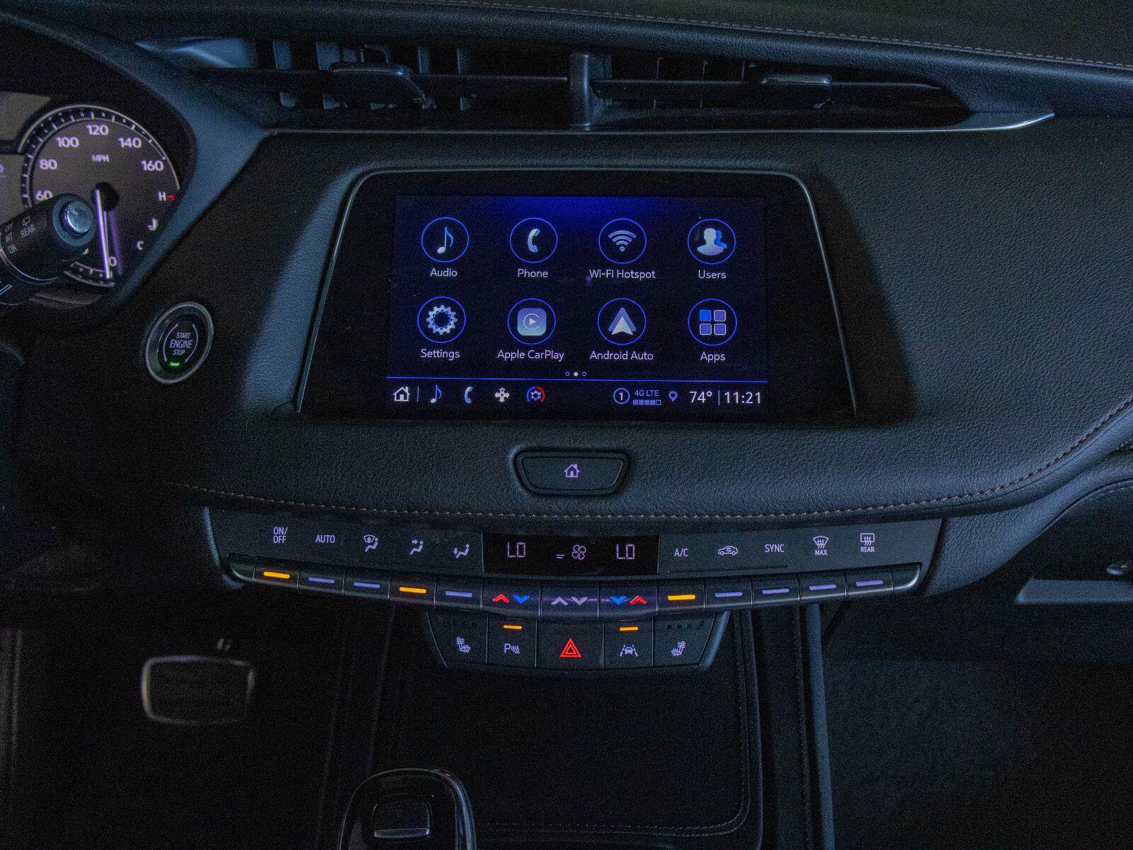 Used 2023 Cadillac XT4 Sport w/ Cold Weather Package FWD image 4