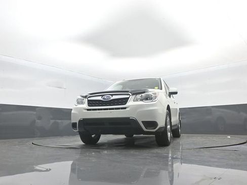 Used 2016 Subaru Forester 2.5i Premium w/ All-Weather Package image 35