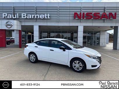 New 2025 Nissan Versa S w/ Trunk Package