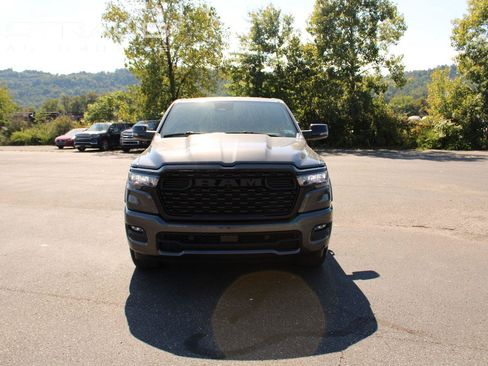 Used 2026 RAM 1500 Big Horn AWD/4WD image 3