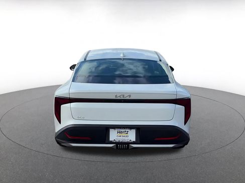 Used 2025 Kia K4 LXS image 12