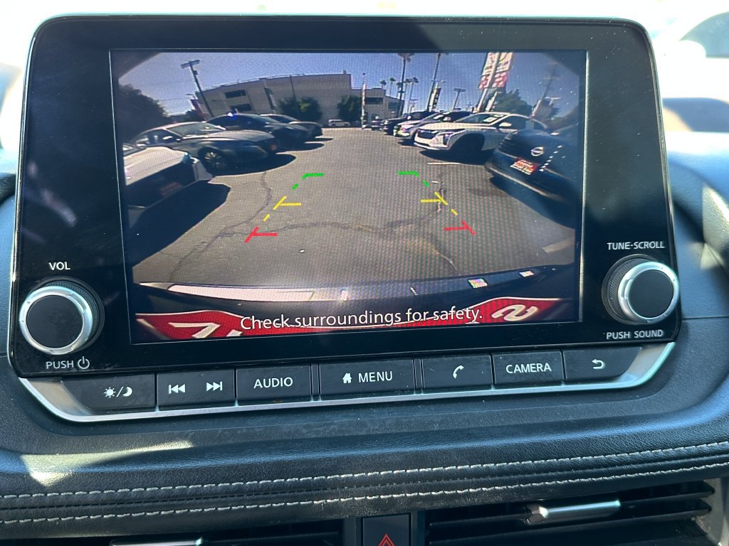 Used 2023 Nissan Rogue SV FWD image 28