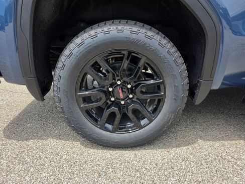 New 2026 GMC Sierra 1500 Elevation w/ Elevation Premium Package AWD/4WD image 33