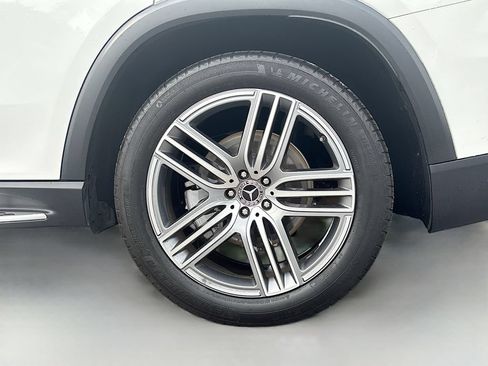 Used 2020 Mercedes-Benz GLS 450 4MATIC image 12