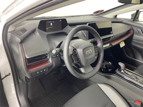 New 2026 Toyota Prius Plug-In Hybrid image 2