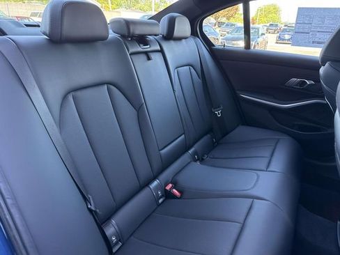 Used 2023 BMW 330i xDrive Sedan w/ Premium Package AWD/4WD image 25