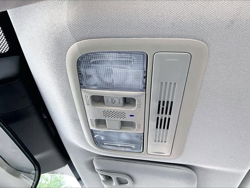 Used 2020 Honda Civic EX image 32