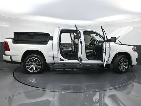 Used 2025 RAM 1500 Tungsten AWD/4WD image 46