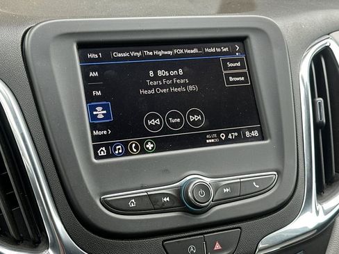 Used 2023 Chevrolet Equinox LT image 16