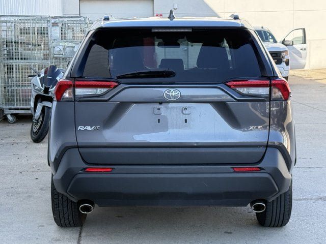 Used 2025 Toyota RAV4 XLE FWD image 5