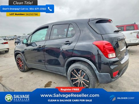 Used 2020 Chevrolet Trax LS w/ Tint and Cruise Package FWD image 3