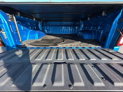 Used 2022 GMC Sierra 1500 Elevation image 17