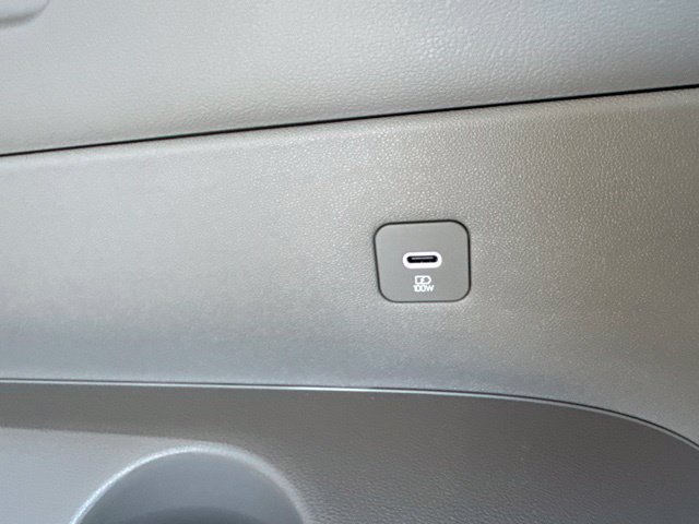 Used 2026 Hyundai Palisade SEL FWD image 13