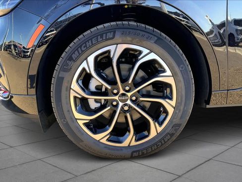 New 2026 Lincoln Nautilus Reserve image 11