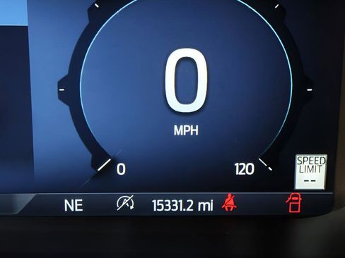 Used 2024 Ford F150 Lariat AWD/4WD image 17