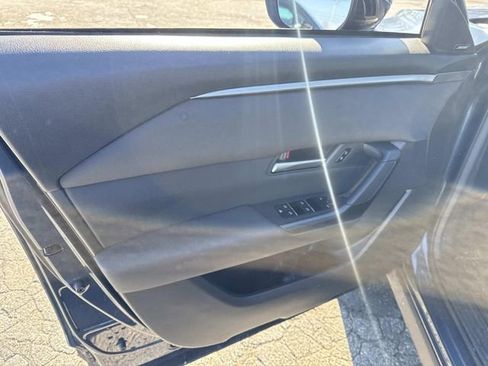 Used 2025 MAZDA CX-50 AWD 2.5 S w/ Weather Package image 17