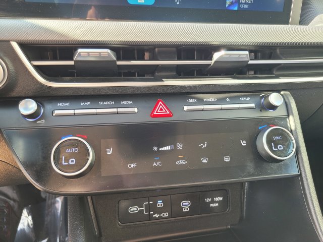 Used 2025 Hyundai Sonata SEL FWD image 24